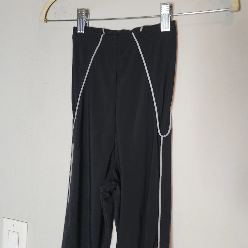 ASOS AYM highrise bodycon black legging with‎ contrast piping. Size XS.